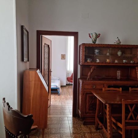 Casa Nadia Apartment Империа Екстериор снимка